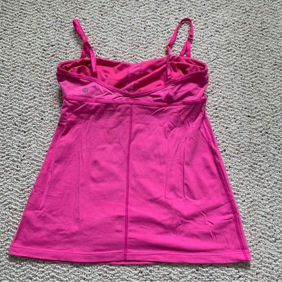 ✨2/20✨ Lululemon Pink Tank - Picture 2 of 7